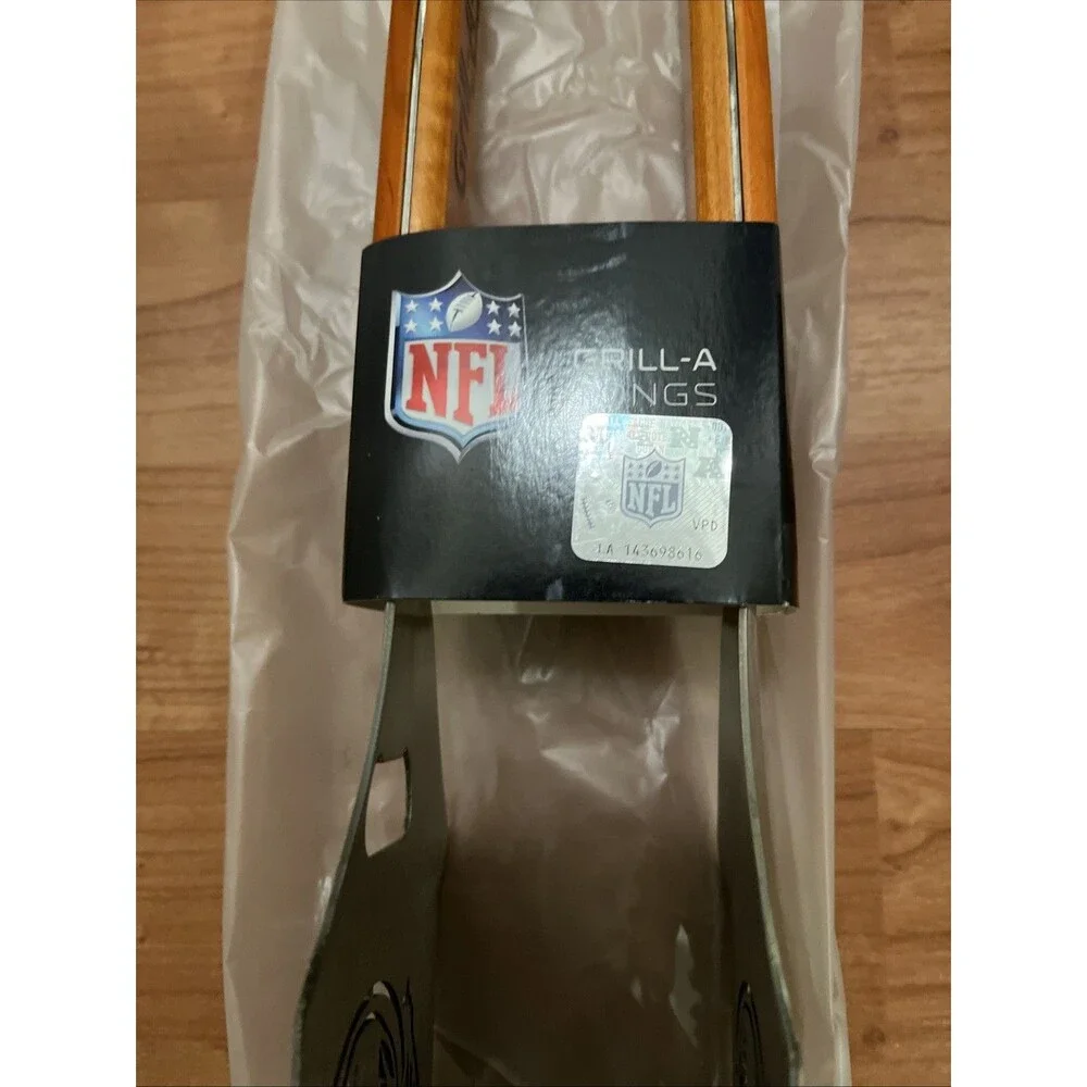 NFL grill tongs